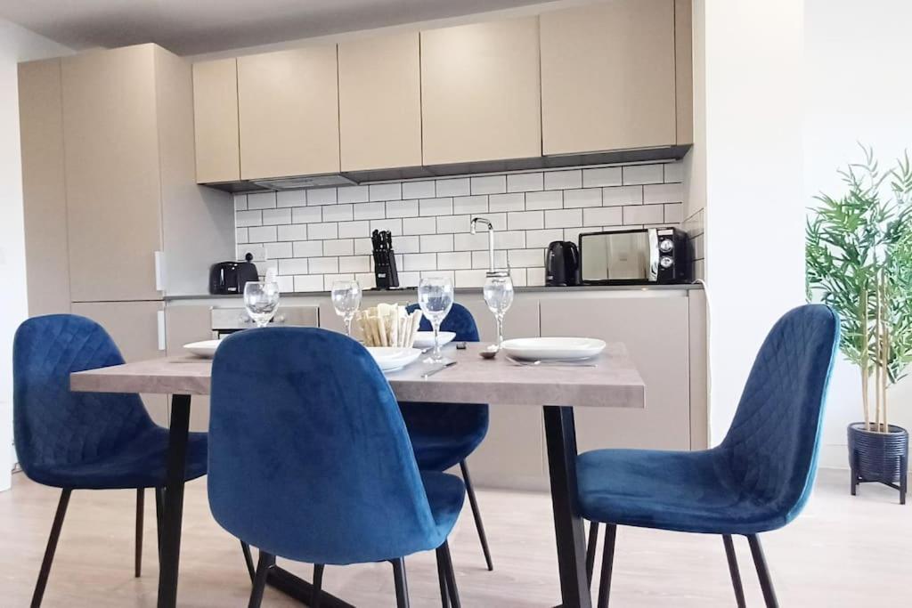 Stylish Modern 1Bed Apartment In Bedford Ngoại thất bức ảnh